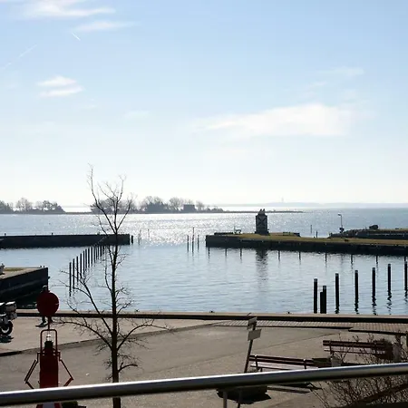 Seglerhaus Lemkenhafen auf Fehmarn